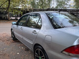 2006 Mitsubishi Lancer IX Рестайлинг, серебристый, 440000 рублей, вид 3