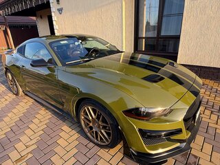 2018 Ford Mustang VI Рестайлинг, зелёный, 2500000 рублей, вид 1
