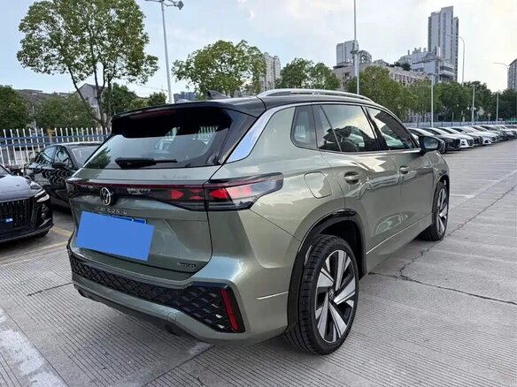 2025 Volkswagen Tayron II (China Market), зелёный, 3524950 рублей - вид 3