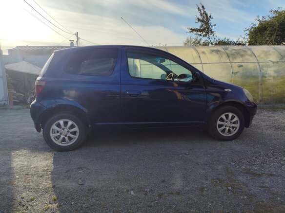 1999 Toyota Vitz I (P10), синий - вид 3