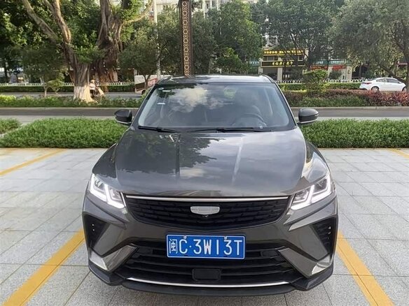 2026 Geely Coolray I Рестайлинг 2, серый - вид 2