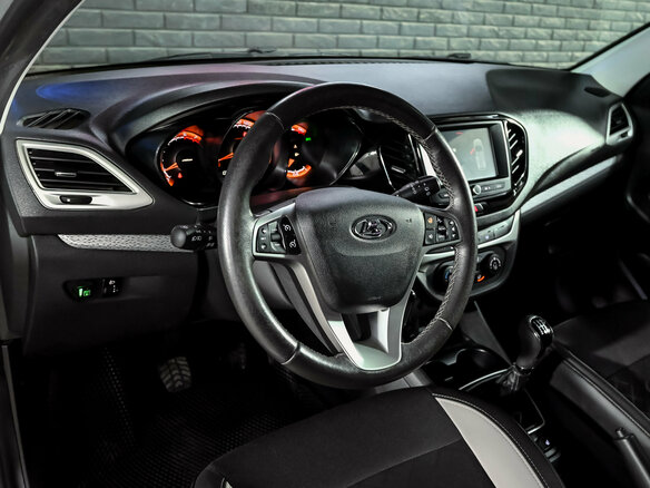 2021 Lada (ВАЗ) Vesta SW Cross I, серебристый, 1250000 рублей - вид 11