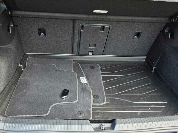 2021 Volkswagen Golf VIII, синий - вид 10