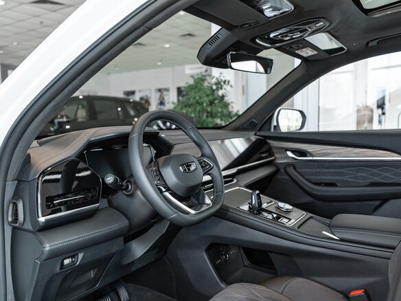2026 Geely Monjaro I Рестайлинг, белый - вид 8