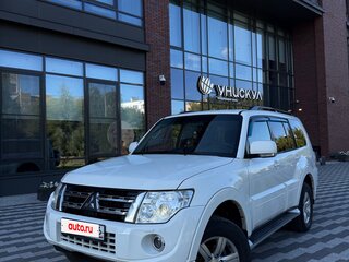 2014 Mitsubishi Pajero IV Рестайлинг 1, белый, 1850000 рублей, вид 1