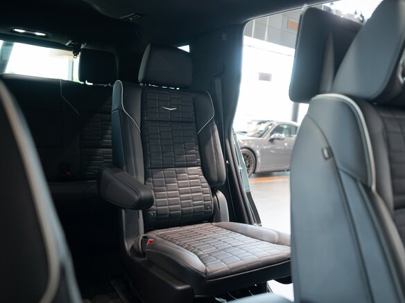 2026 Cadillac Escalade V Рестайлинг, чёрный, 23700000 рублей - вид 21