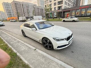 2016 BMW 7 серии 740d xDrive VI (G11/G12), белый, 4500000 рублей, вид 1