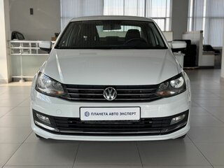 2016 Volkswagen Polo V Рестайлинг, белый, 1035000 рублей, вид 2