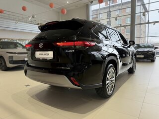 2026 Toyota Highlander IV (XU70), чёрный, 5400000 рублей, вид 4
