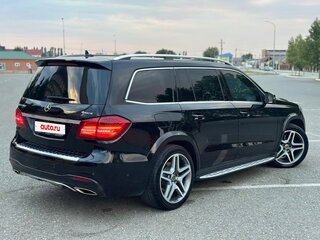 2017 Mercedes-Benz GLS 400 I (X166), чёрный, 3400000 рублей, вид 3