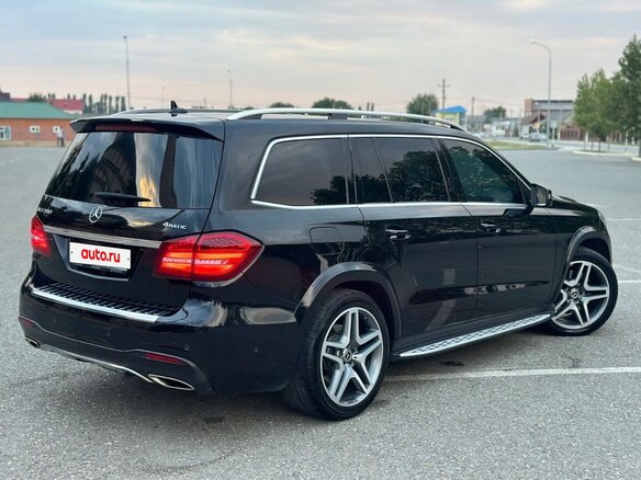 2017 Mercedes-Benz GLS 400 I (X166), чёрный, 3400000 рублей - вид 2