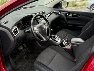 2017 Nissan Qashqai II, красный, 1370000 рублей, вид 5