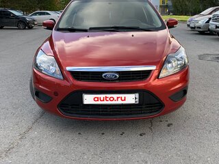 2010 Ford Focus II Рестайлинг, красный, 450000 рублей, вид 2