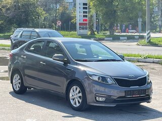 2015 Kia Rio III Рестайлинг, серый, 1149000 рублей, вид 3