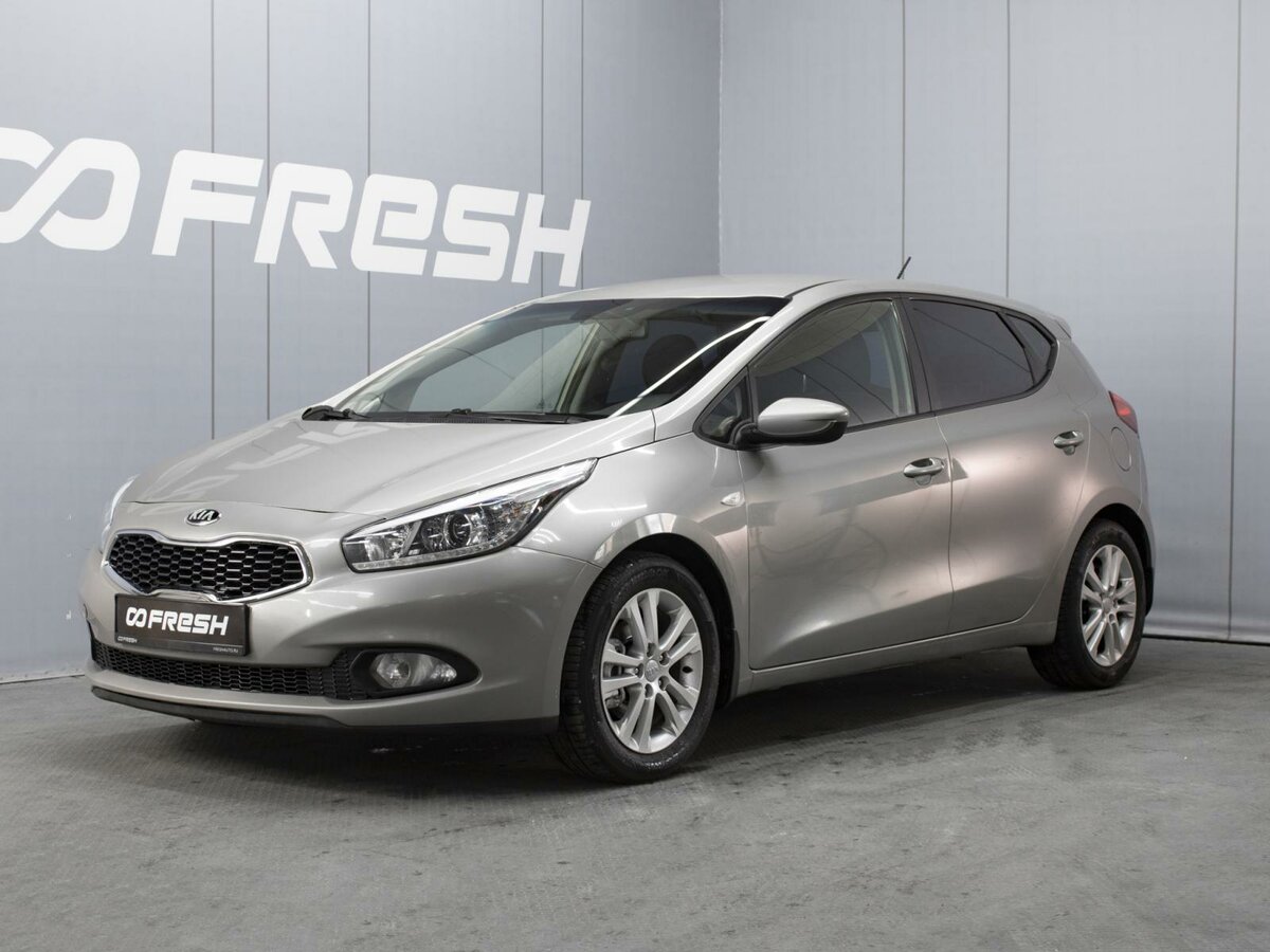 Открыть фотографии: Kia Ceed II