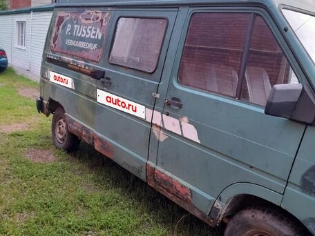 1988 Renault Trafic, зелёный, 90000 рублей, вид 5