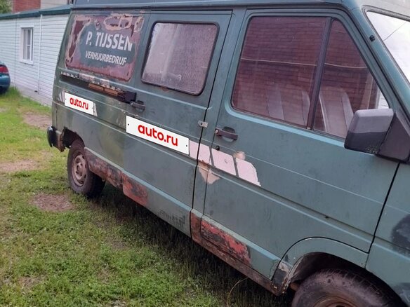 1988 Renault Trafic, зелёный, 90000 рублей - вид 4