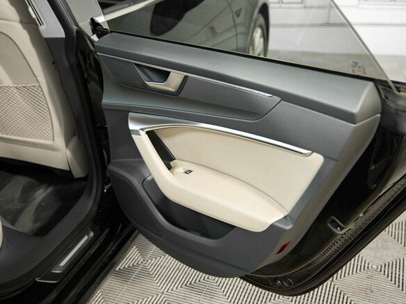 2020 Audi A7 45 TFSI II (4K), чёрный, 4650000 рублей - вид 26