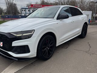 2018 Audi Q8 50 TDI I (4M), белый, 5650000 рублей, вид 3