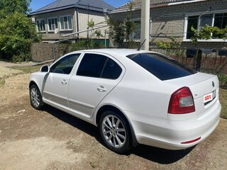 2012 Skoda Octavia II (A5) Рестайлинг, белый, 820000 рублей, вид 5