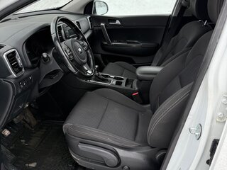 2018 Kia Sportage IV, белый, 1750000 рублей, вид 4