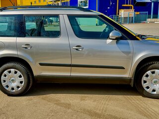 2011 Skoda Yeti I, серый, 970000 рублей, вид 5