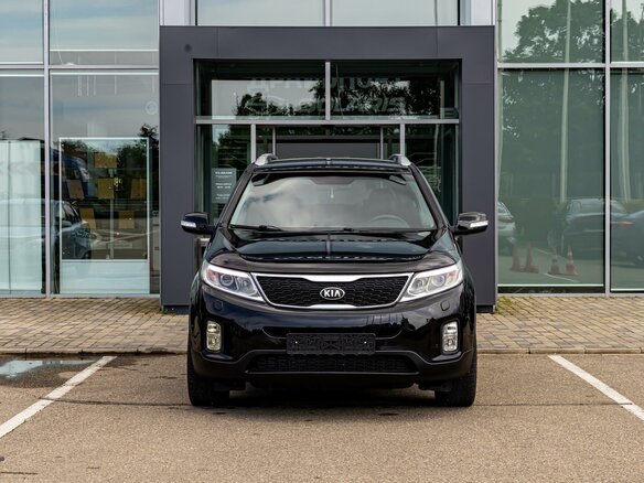 2018 Kia Sorento II Рестайлинг, чёрный - вид 1