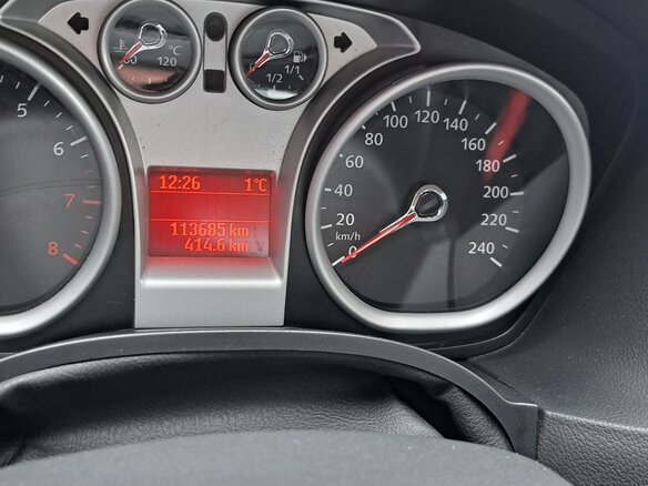 2011 Ford Focus II Рестайлинг, серебристый, 780000 рублей - вид 11