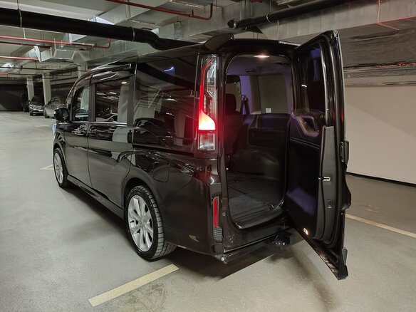 2019 Honda Stepwgn Spada V Рестайлинг, чёрный, 2700000 рублей - вид 21