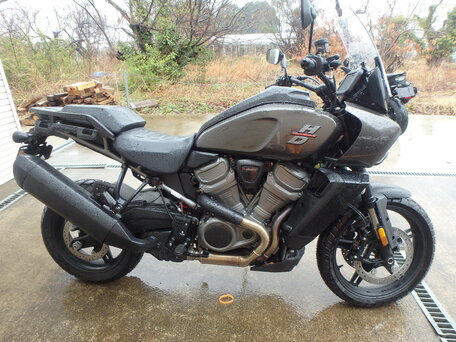 2021 Harley-Davidson Pan America, чёрный, 1550000 рублей, вид 2