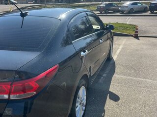 2019 Kia Rio IV, чёрный, 1850000 рублей, вид 4