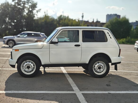 2019 Lada (ВАЗ) 2121 (4x4) I Рестайлинг, белый, 599000 рублей - вид 7