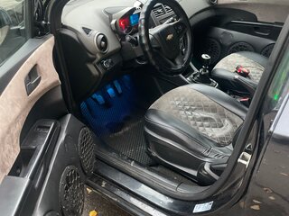 2013 Chevrolet Aveo II, чёрный, 500000 рублей, вид 3