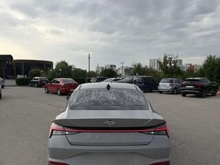 2022 Hyundai Avante VII, серый, 2180000 рублей, вид 2