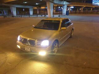 2001 Toyota Progres, золотистый, 350000 рублей, вид 2