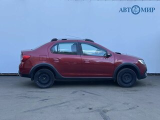 2019 Renault Logan Stepway II Рестайлинг, красный, 739000 рублей, вид 4