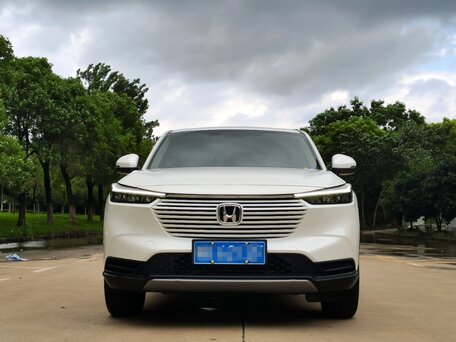 2023 Honda Vezel II, белый, 1900000 рублей, вид 2
