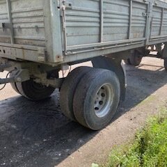 2012 МАЗ Прицеп бортовой, зелёный, 350000 рублей, вид 3