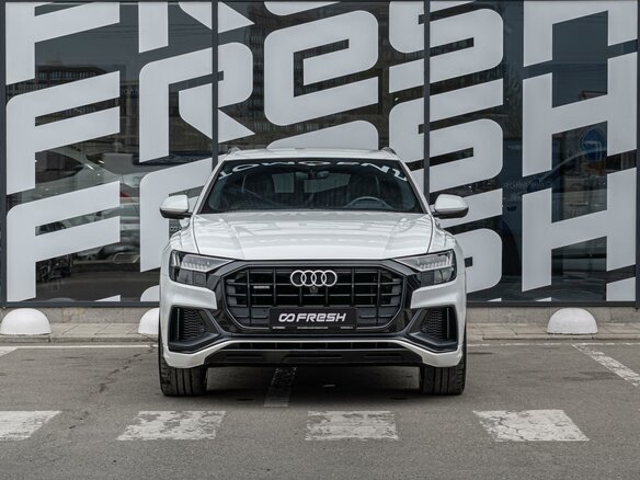 2018 Audi Q8 55 TFSI I (4M), белый - вид 2