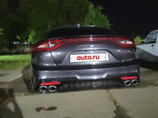 2017 Kia Stinger I, чёрный, 2100000 рублей, вид 4