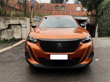 2023 Peugeot 2008 II, коричневый, 2205000 рублей, вид 2