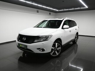 Nissan Pathfinder IV