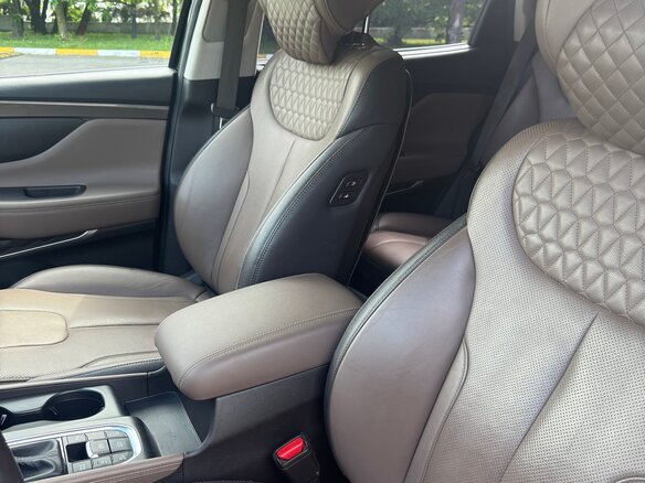 2018 Hyundai Santa Fe IV, чёрный, 2800000 рублей - вид 10