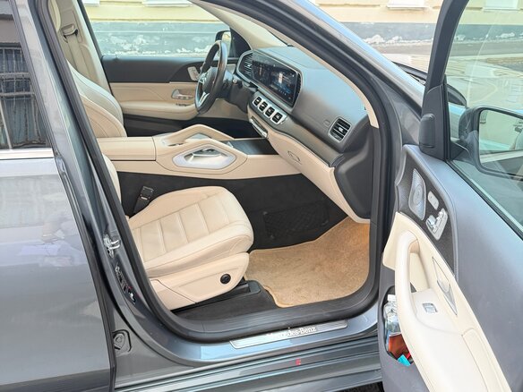 2020 Mercedes-Benz GLS 450 II (X167), серый, 7099000 рублей - вид 3
