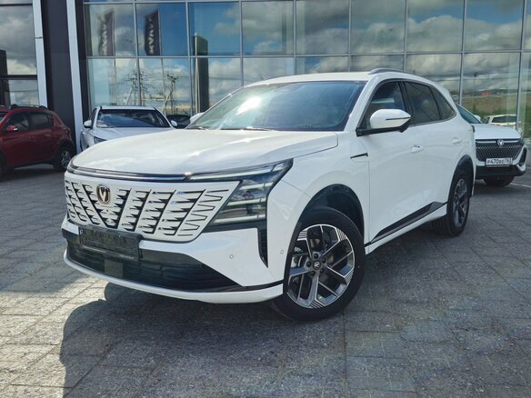 2025 Changan CS75 Plus IV, белый, 4339900 рублей
