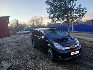 2010 Toyota ISis I Рестайлинг, чёрный, 1350000 рублей, вид 3