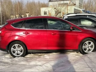 2012 Ford Focus III, красный, 700000 рублей, вид 2