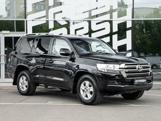 2016 Toyota Land Cruiser 200 Series Рестайлинг 2, чёрный, 4090000 рублей, вид 1