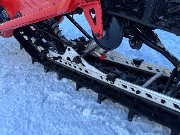 2019 BRP Ski-Doo Summit 850, красный, 1250000 рублей - вид 11