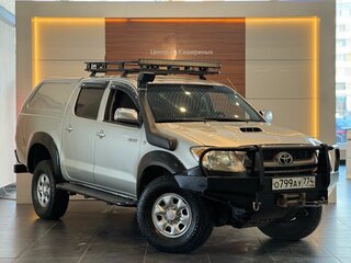 2010 Toyota Hilux VII, серебристый, 1849000 рублей, вид 3
